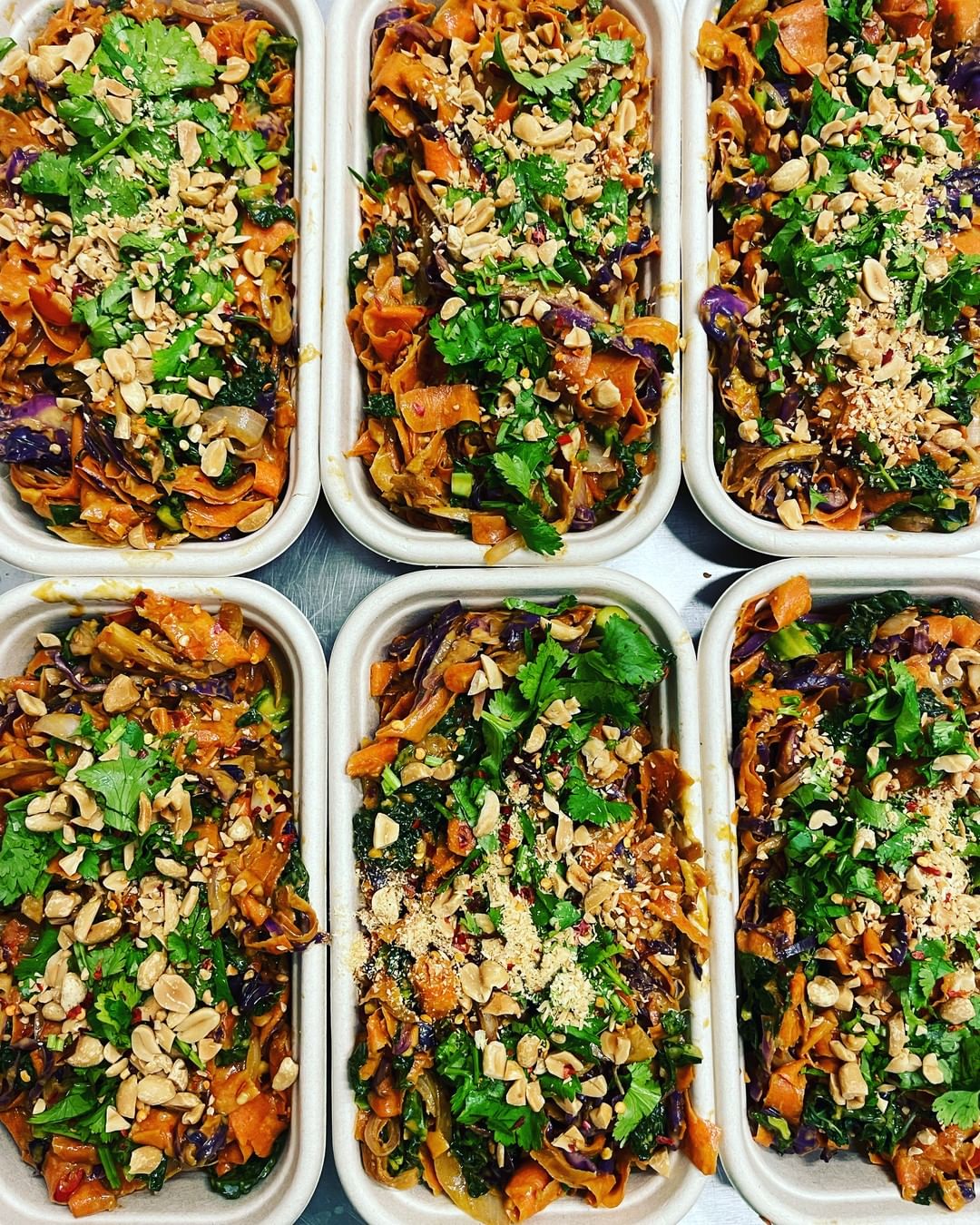 Carrot pad thai eco friendly packaging